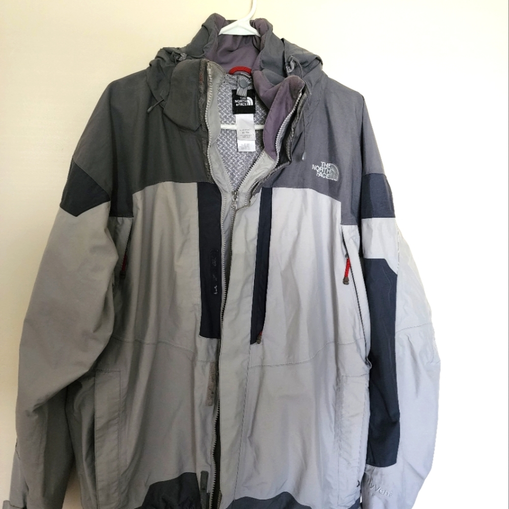 The north face mens HyVent coat